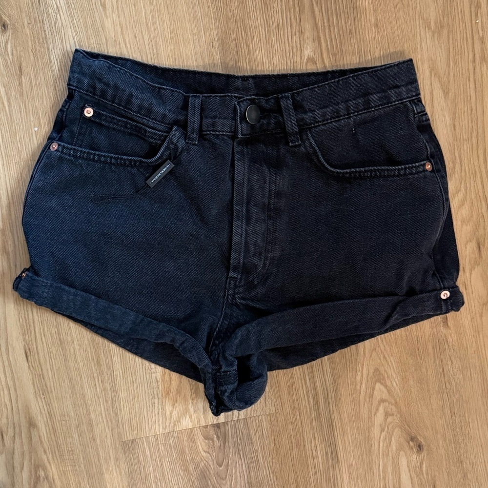 RAEY NWOT women’s black cutoff denim shorts with cuff size XS matches fashion - Picture 2 of 7